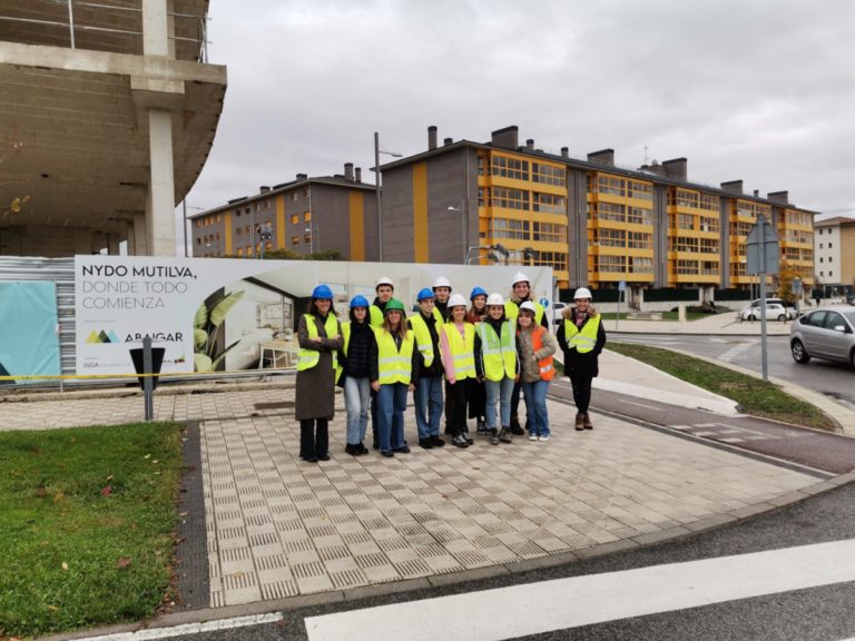 221121 Visita 4º arq